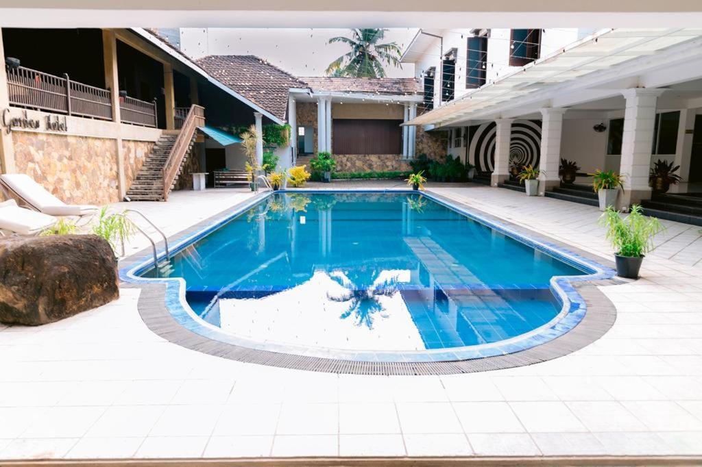 Romantic Garden Hotel Negombo Exterior photo