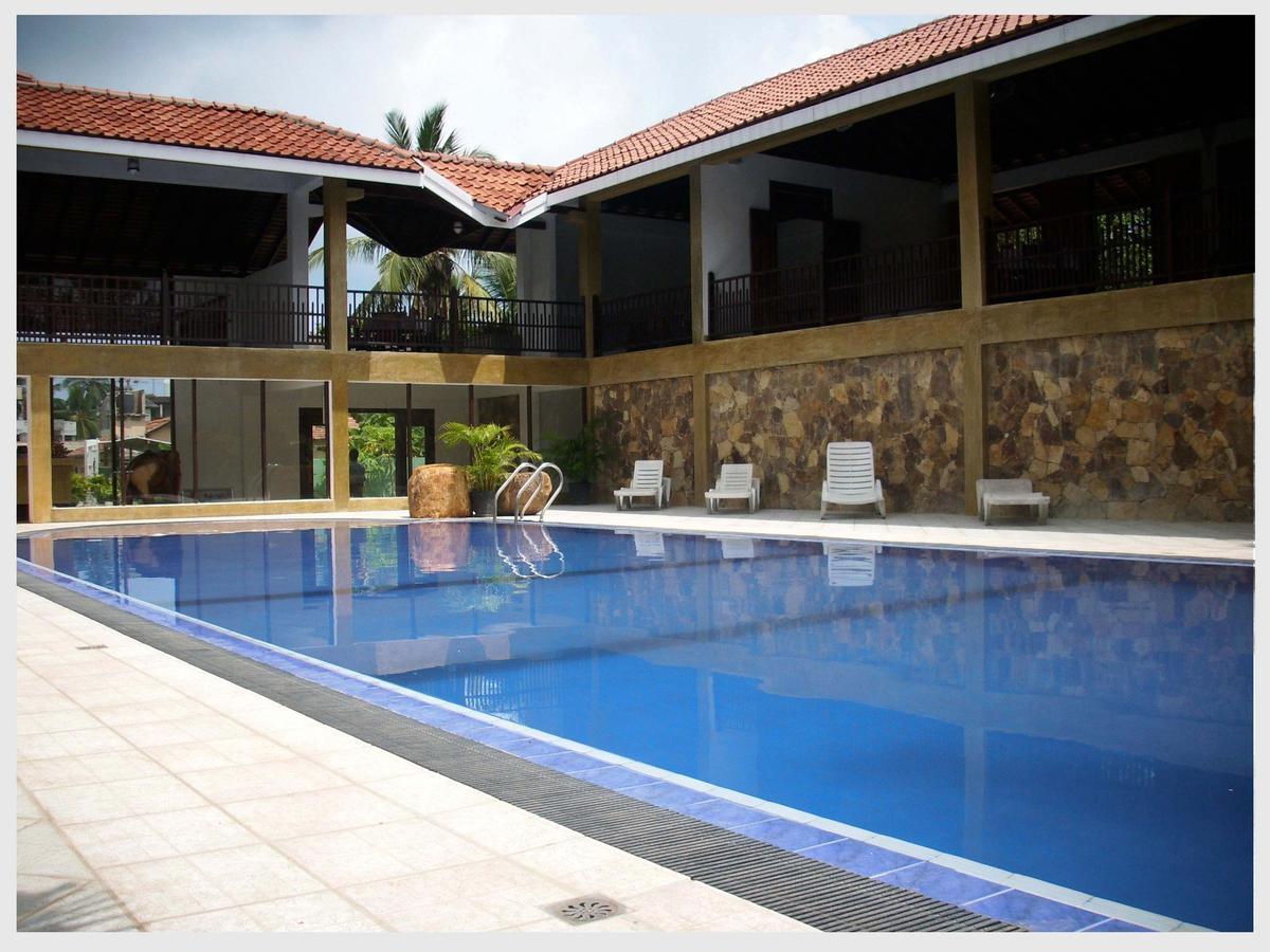Romantic Garden Hotel Negombo Exterior photo