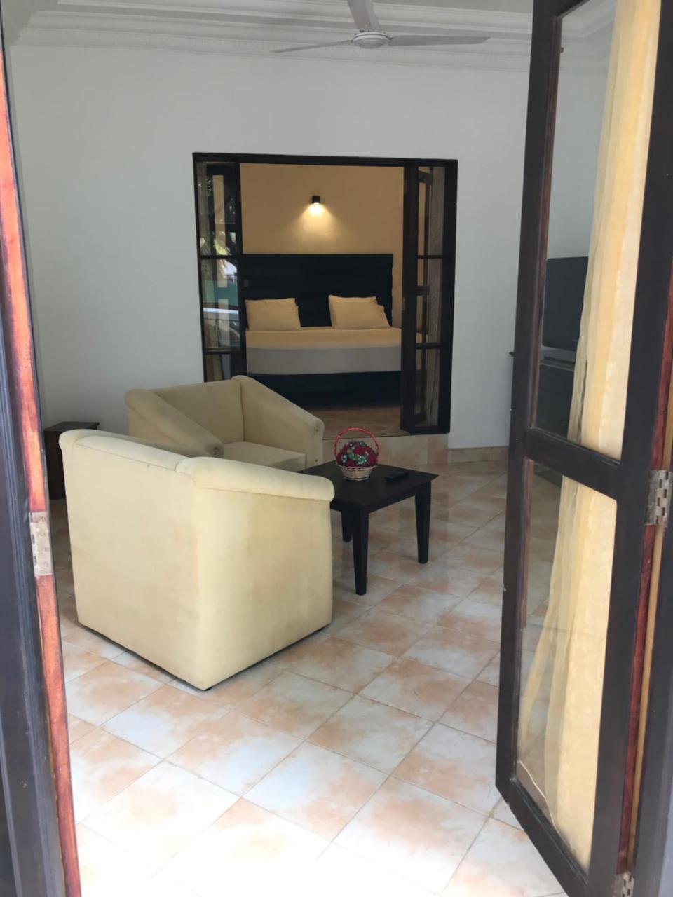Romantic Garden Hotel Negombo Exterior photo